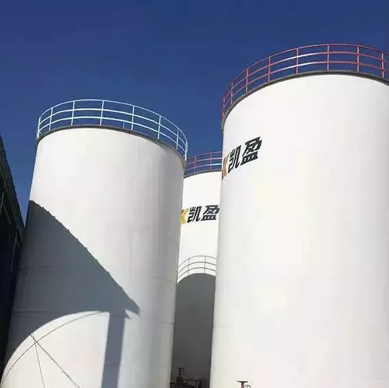 扩建后基础油储能近万吨